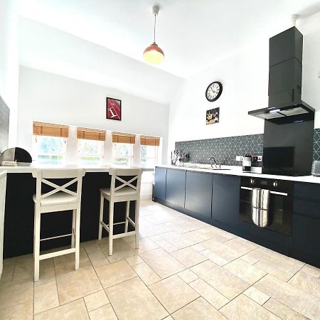 Serviced Accommodation Moray - Lesmurdie House Elgin Ngoại thất bức ảnh
